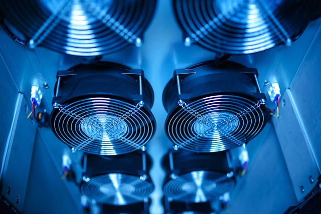 Kanalfläkt från I3AHCO Service - effektiv ventilation för bättre inomhusklimat och energibesparing.